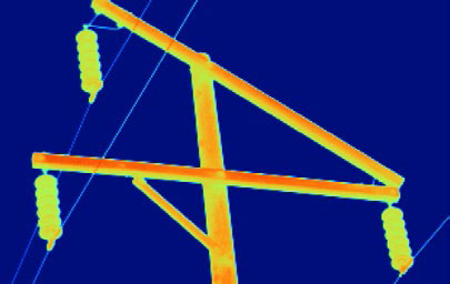 Thermal image of an electrical power line pole with 2X lens
